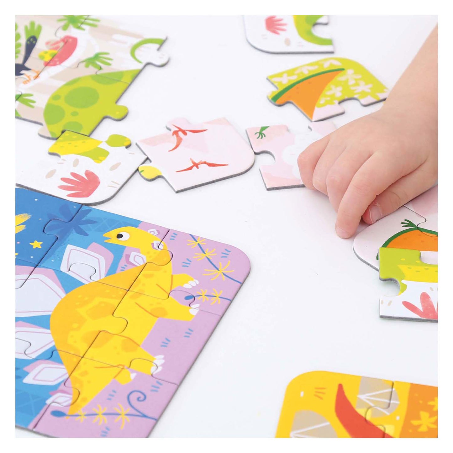 Banana panda on-the-go puzzel dinosaurussen 3+ - vijf puzzels van 9 stukjes - leuk dino puzzel speelgoed.
