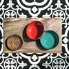 Tarhong voerbak hond olive melamine houtprint teal zeegroen