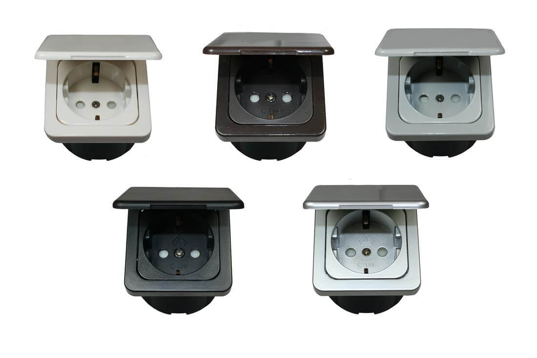C-line wandcontactdoos met opal afdekraam met klapdeksel wit