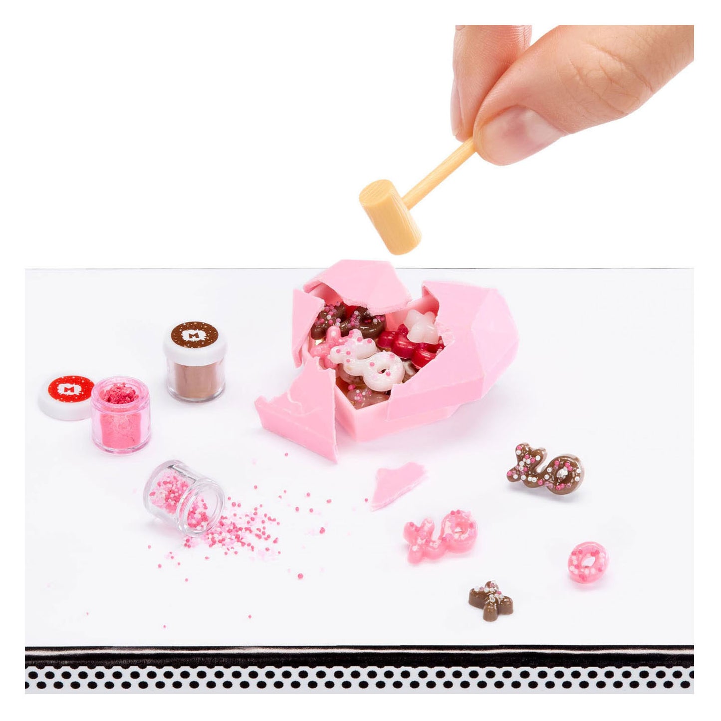 Mga entertainment mga's miniverse make it mini with love