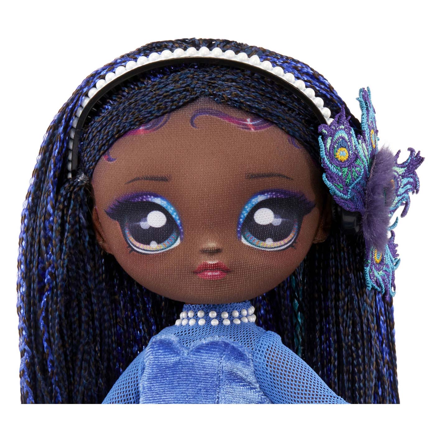 MGA Entertainment Na! Na! Na! Surprise Teens Pop Series 3 Queenie Plume