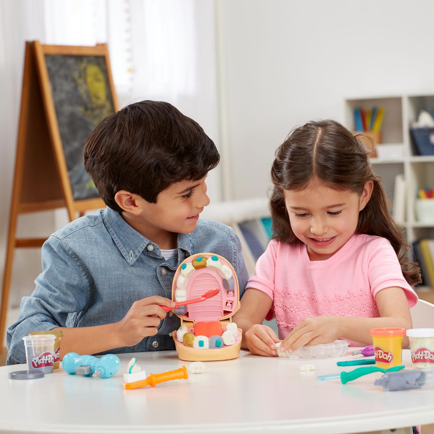 Play-doh top tandarts speelset - boetseerklei - 8 potjes - knutselen voor kinderen