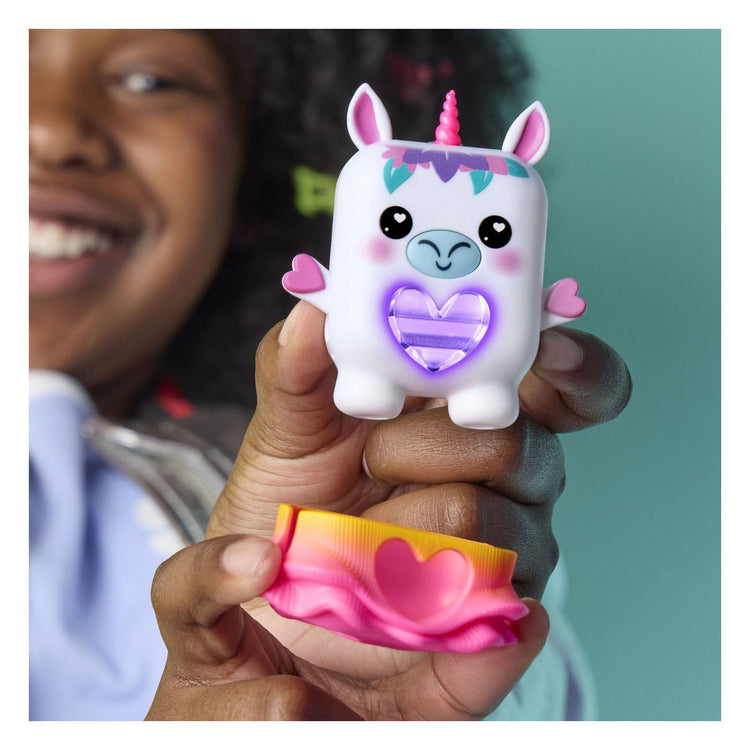 Hasbro nanomals white unicorn