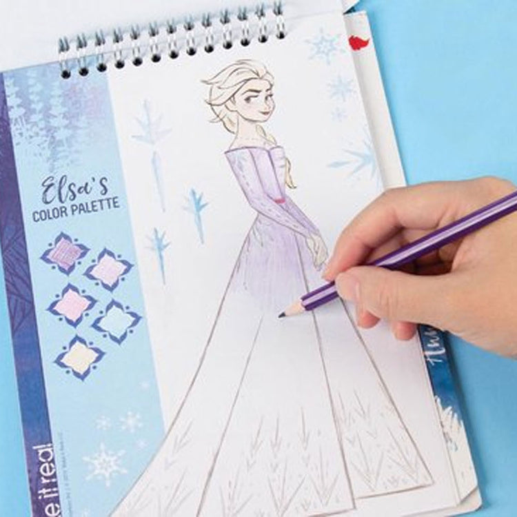 Spectron Frozen Sketchen Stickerboek met Stencils