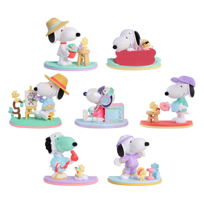 Just play happy haul peanuts snoopy moody mondays collectible blind box