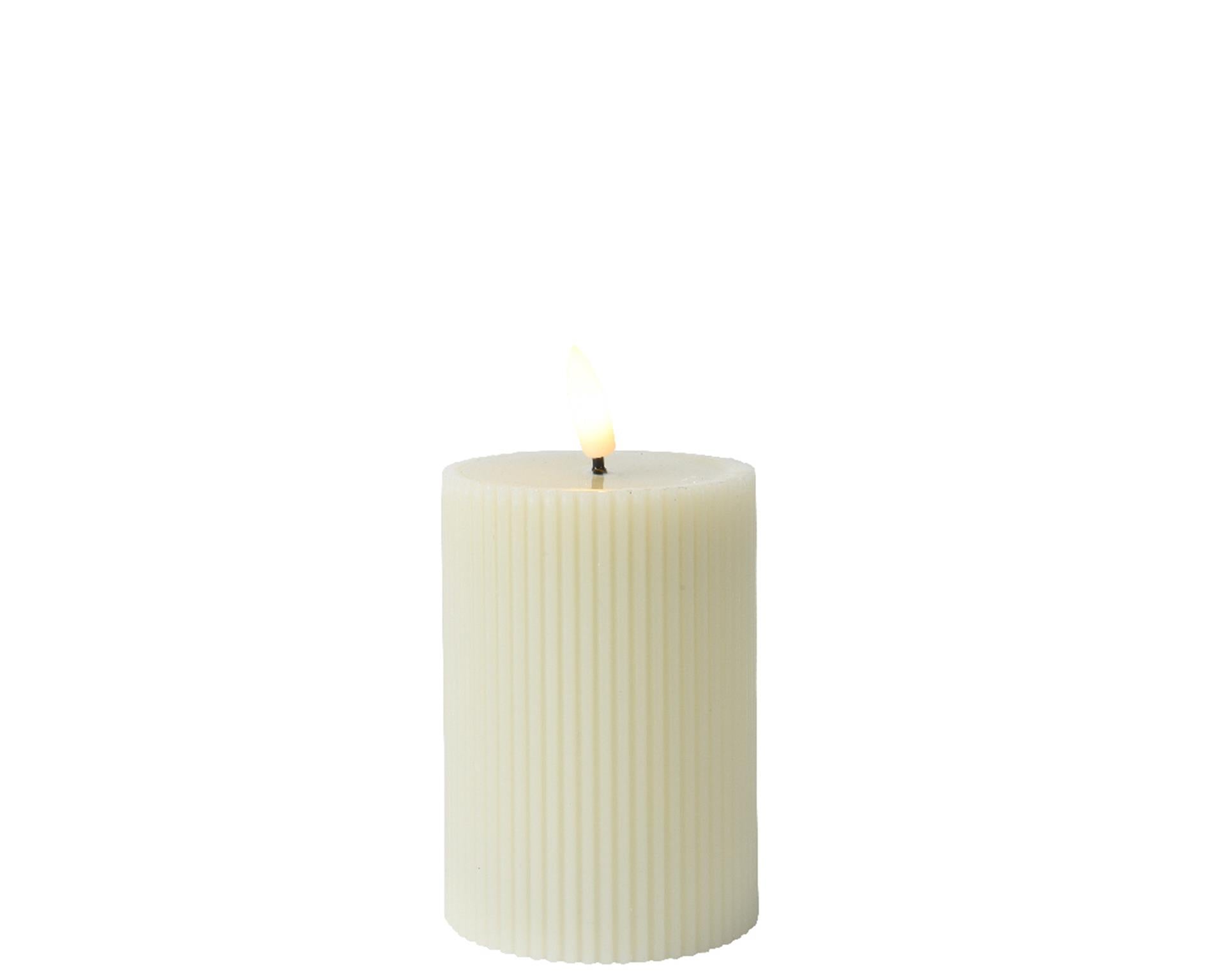 Lumineo kaars led ribbel vlam h13cm creme