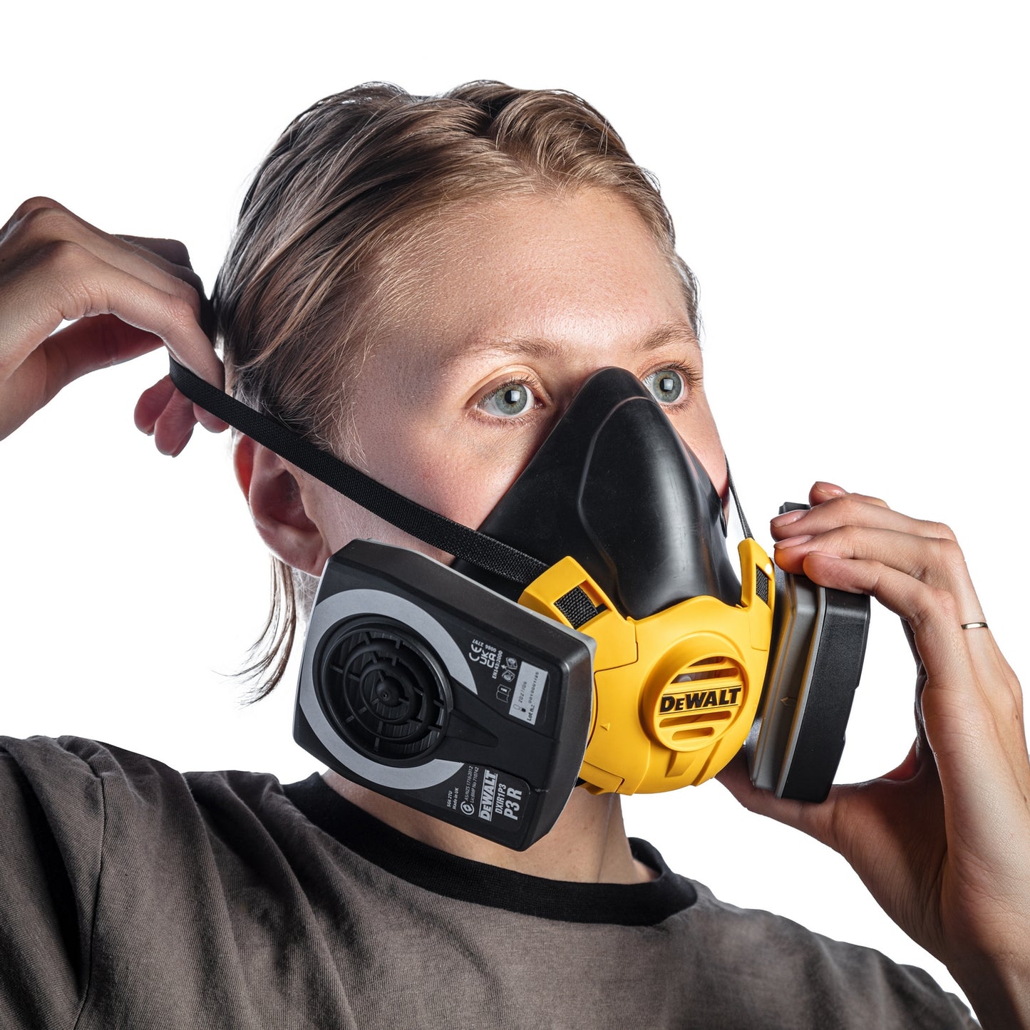 Dewalt dxir1hmlp3 lichtgewicht halfgelaatsmasker met p3 filters | maat l - dxir1hmlp3