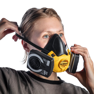 Dewalt dxir1hmlp3 lichtgewicht halfgelaatsmasker met p3 filters | maat l - dxir1hmlp3