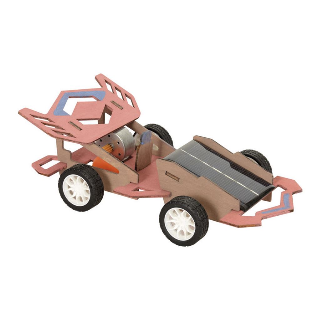 Egmont houten raceauto met zonnepaneel.