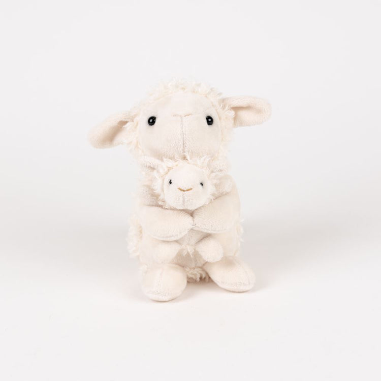 Egmont knuffel schaap met baby. 15x15x12