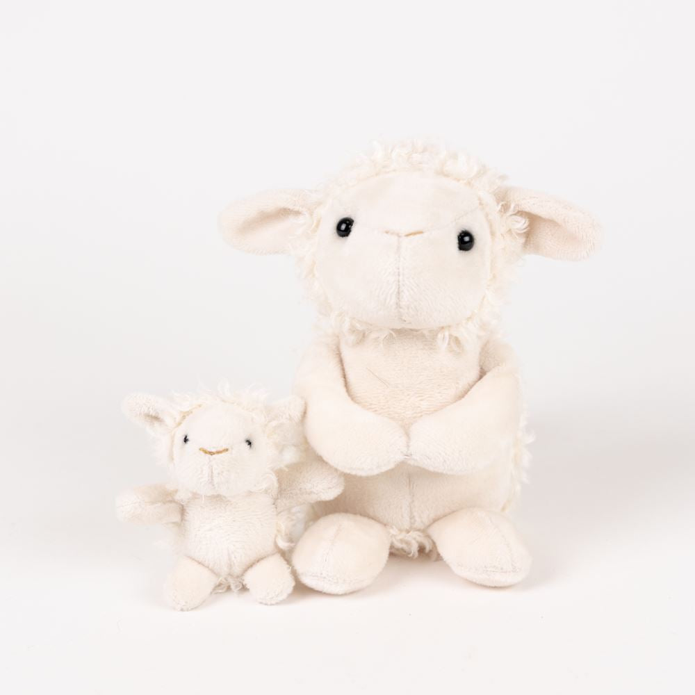 Egmont knuffel schaap met baby. 15x15x12