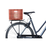 Basil fietskrat M - medium - 29.5 liter - rood - afbeelding 3