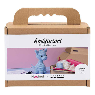 Creativ company https: www.cchobby.nl hobbyset-amigurumi-giraf-lichtblauw-1-doos