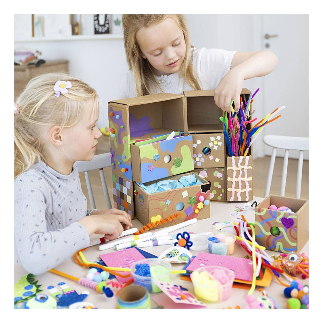 Creativ company http: www.cchobby.nl mijn-knutselstation-boetseren-diverse-kleuren-1-stuk-1-doos