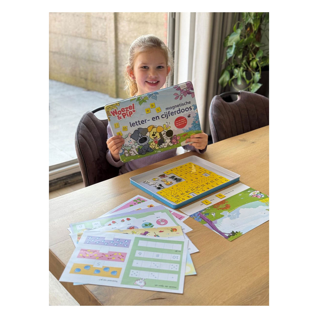 Woezel en pip woezel pip magnetische letter- en cijferdoos