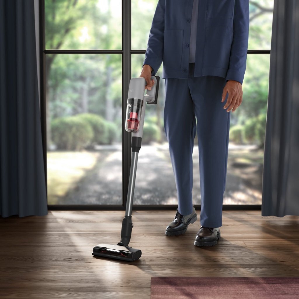 Aeg ap71ab14ug accu steelstofzuiger grijs zwart