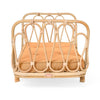 Rotan poppenbedje met blauw matrasje