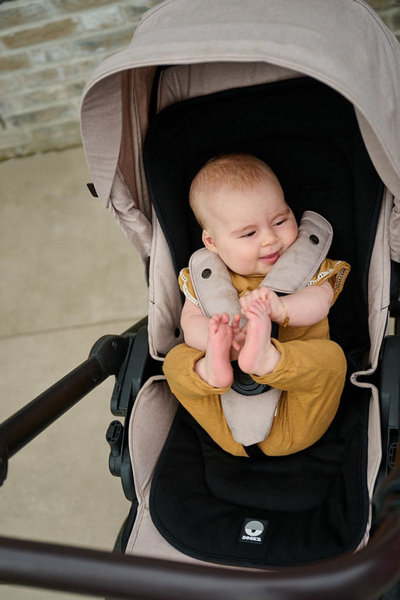 Dooky buggy - seat liner - inlegkussen - zwart - wasbaar en snel droog - voor buggy èn autostoel