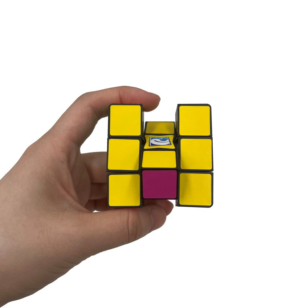 Identity games clown magic cube 1x3