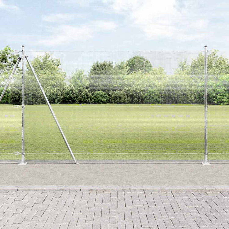 Vidaxl gelast draadhek met betonnen voetstuk 10 x 1,4 m zilver mesh