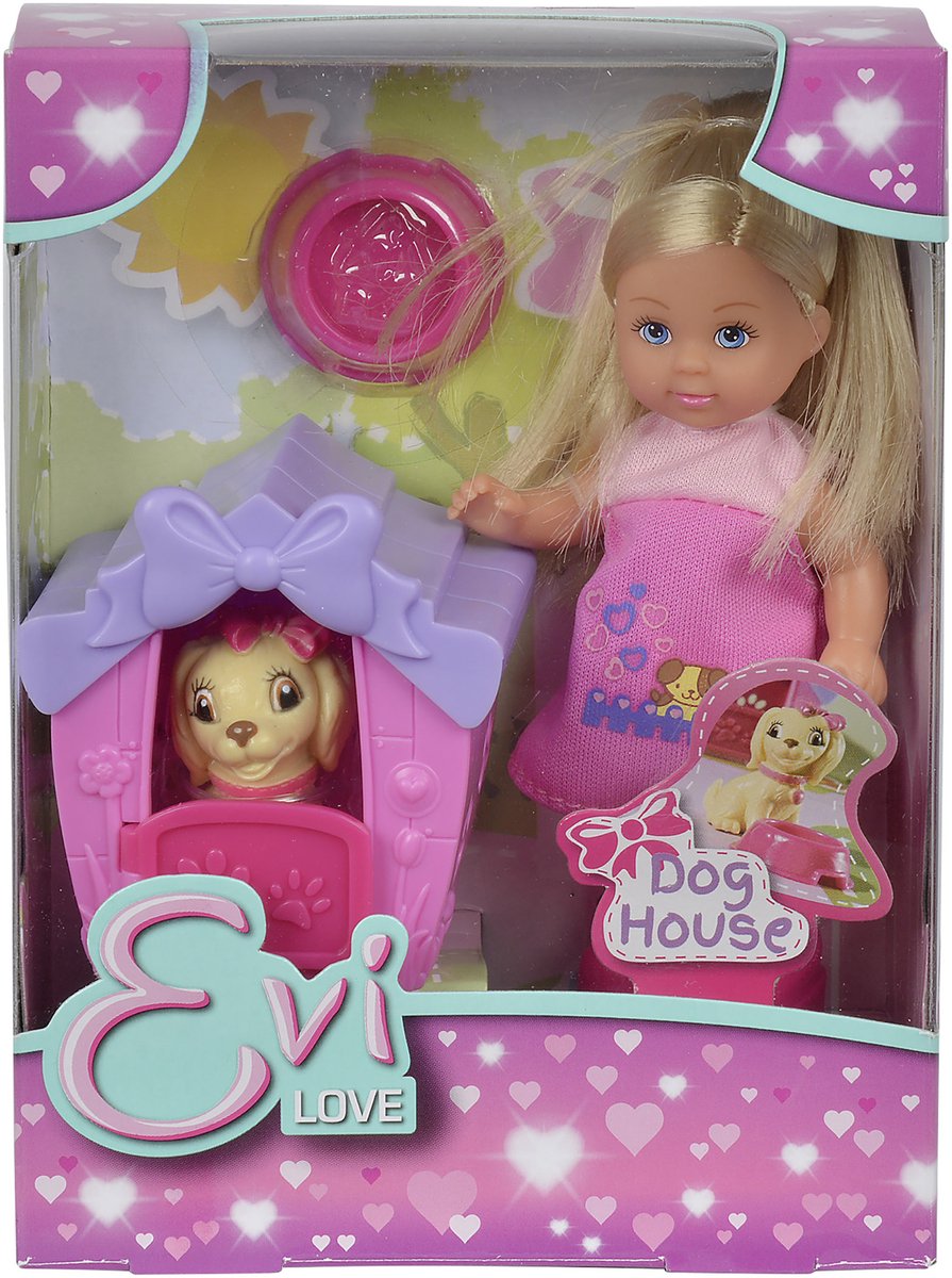 Evi love dog house