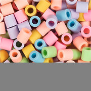 Https: www.cchobby.nl biobeads-van-nabbi-afm-5x5-mm-gatgrootte-2-5-mm-medium-pastelkleuren-1000-stuk-1-doos - afbeelding 2