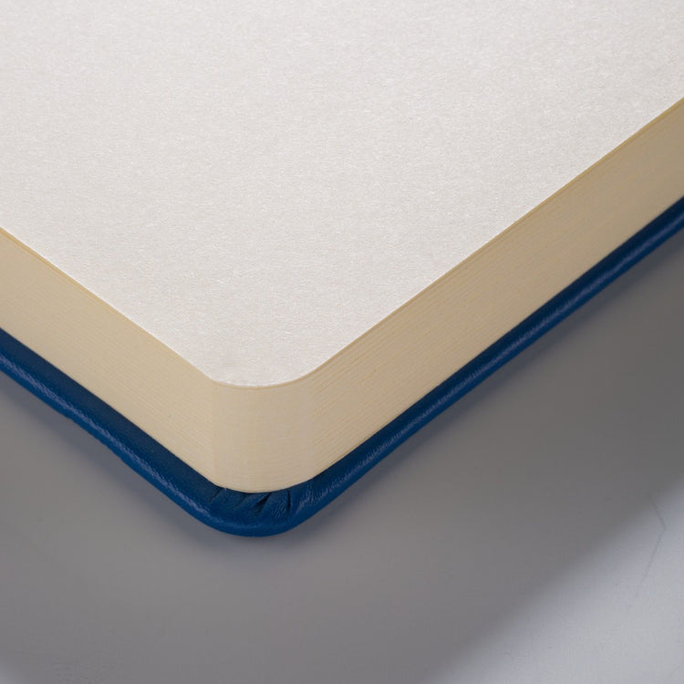 Talens art creation • schetsboek marineblauw 13 x 21 cm 140 g 80 vellen