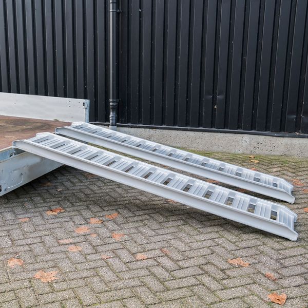 Oprijplank set 247cm 1800 kg.