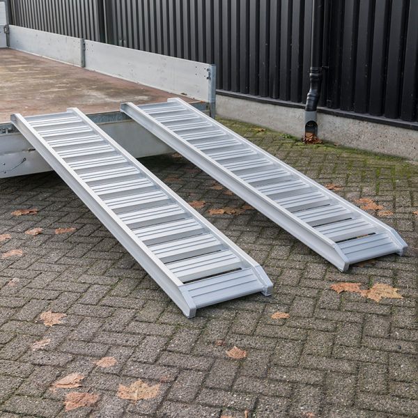 Oprijplank set 247cm 1800 kg.