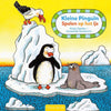 Kleine pinguïn, spelen op het ijs. 1+