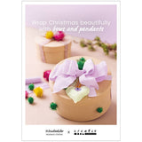 Https: www.cchobby.nl ansichtkaart-pak-kerst-mooi-in-met-strikjes-en-hangers-a5-vel-14-8x21-cm-1-stuk - afbeelding 2