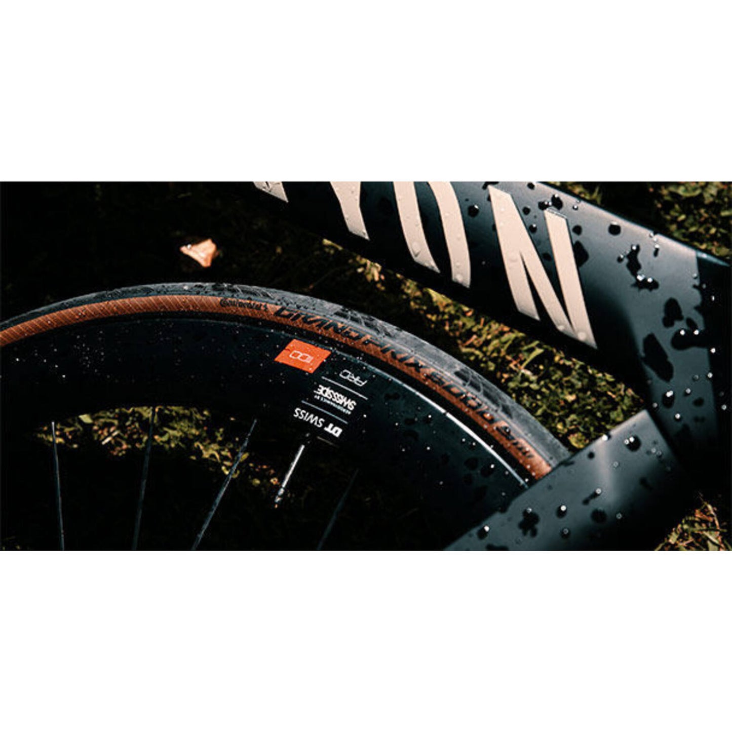 Continental Grand Prix raceband 700x25C, zwart bruin, tubeless, 25-622 ETRTO