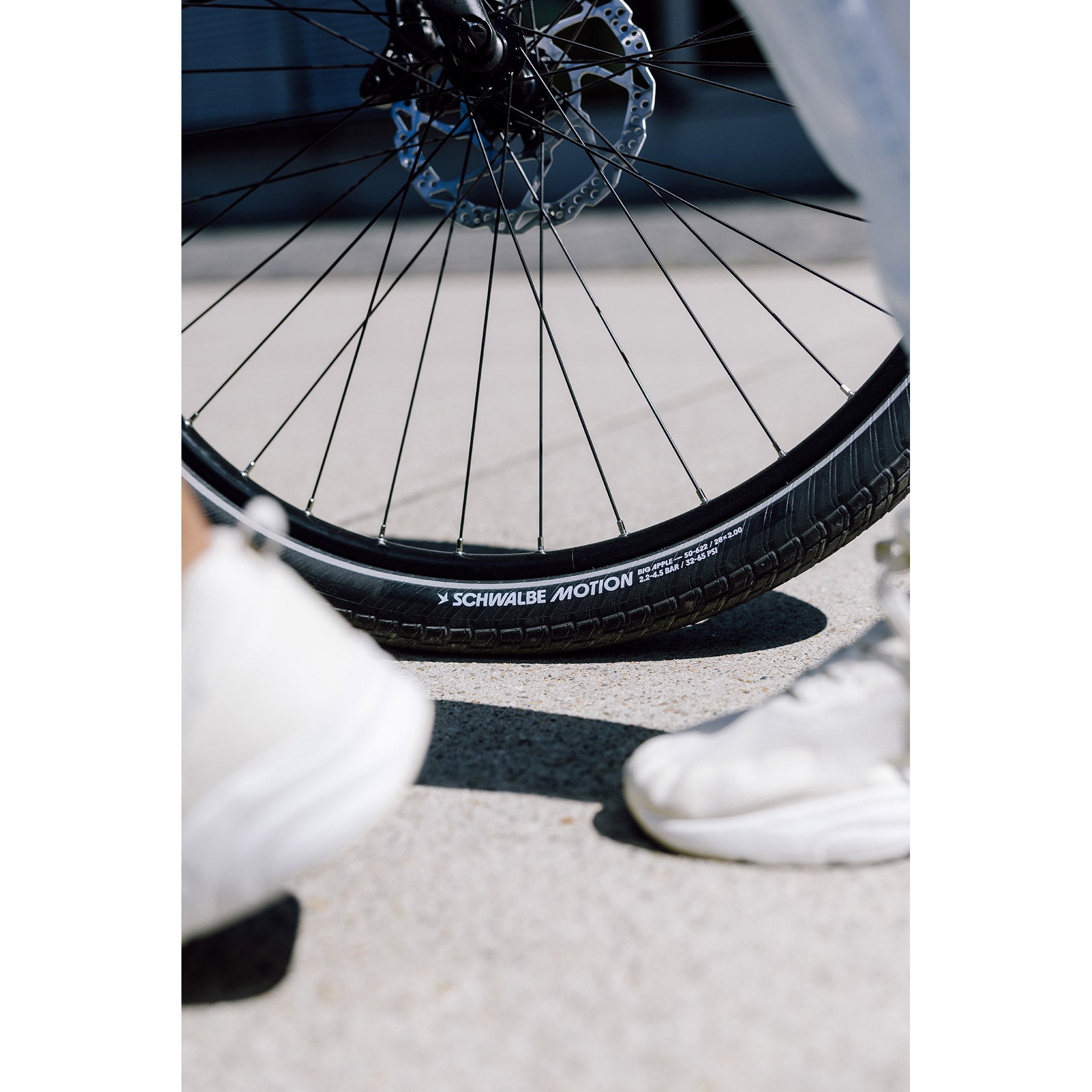 Schwalbe draadband motion big apple 50-622 +r zwart