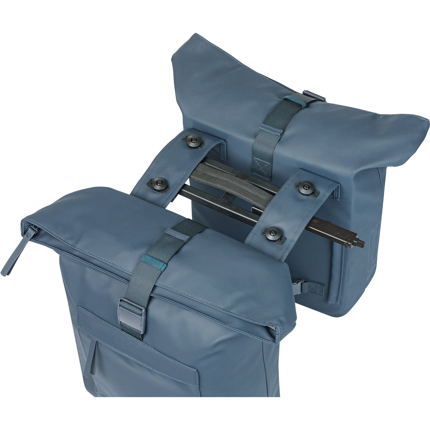 Basil dubbele fietstas brooklyn mik 41l 14 x 30 x 37 cm - blauw