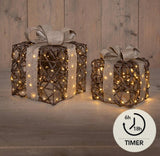 Anna's collection verlichte cadeaudoosjes set van 2 50 led classic warm 15x15x17cm 20x20x23cm werkt op 3xaa batterijen met timer - afbeelding 2