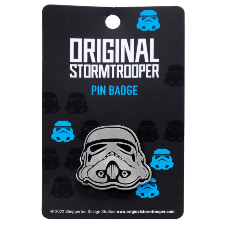 The original stormtrooper helm emaille button badge