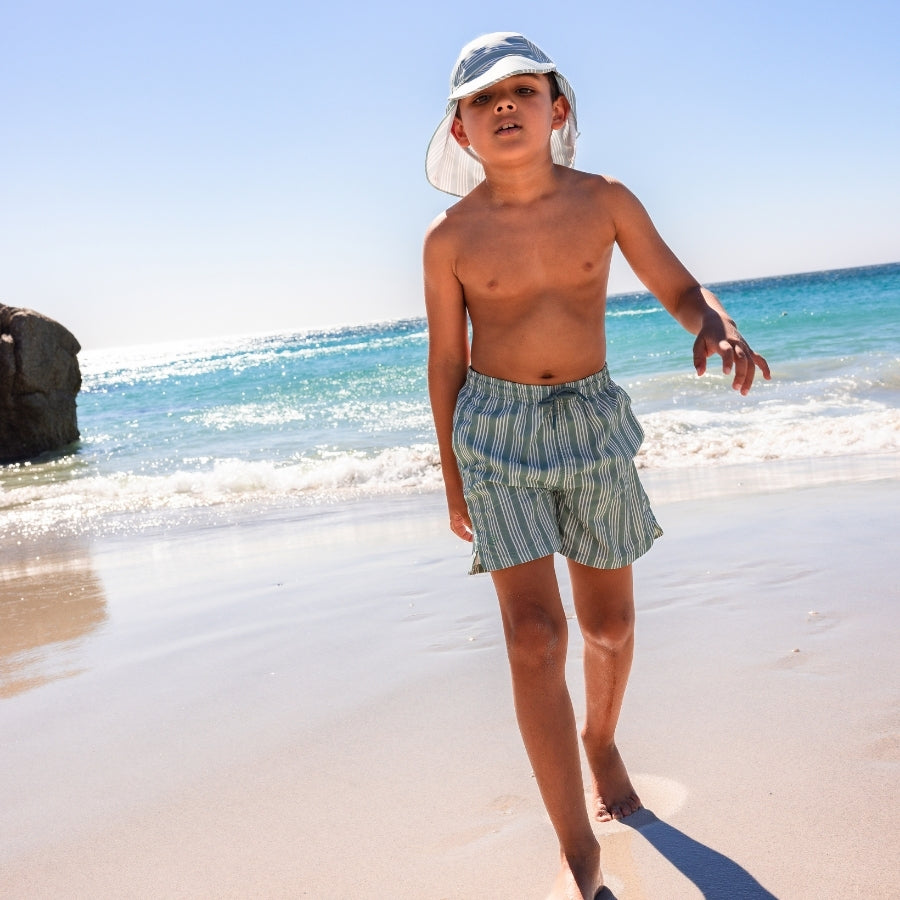 Resort stripe | groen wit gestreept uv zonnepetje