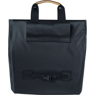 Basil Urban Dry Shopper - waterdichte fietsshopper, vegan leather details, verstelbare sluiting, reflectie, mat zwart
