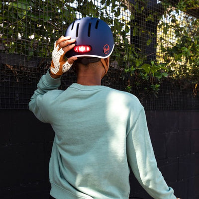 Thousand helmet light - stealth black