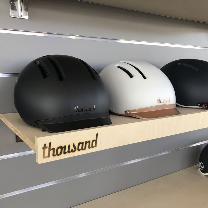 Thousand pos slatwall display (4 helmets)