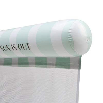 The beach club | groene waterhangmat