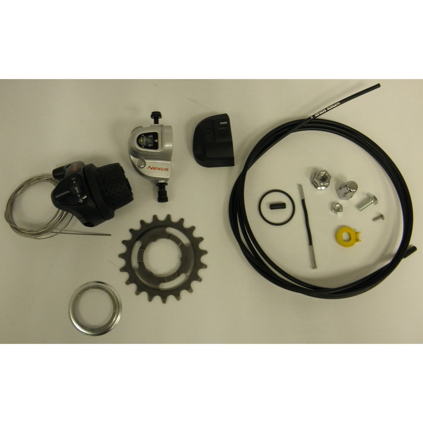 Achterwiel 28-15 8-13 8 Nexus 3V RN RVS spk zwart velg