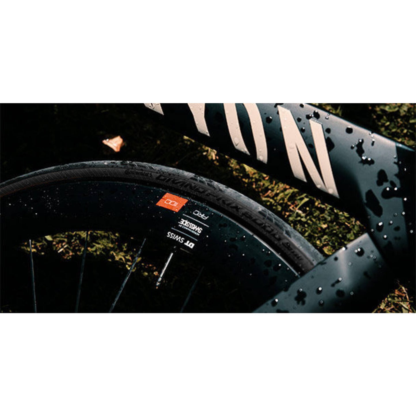Continental Grand Prix Racefietsband 700x28C Zwart