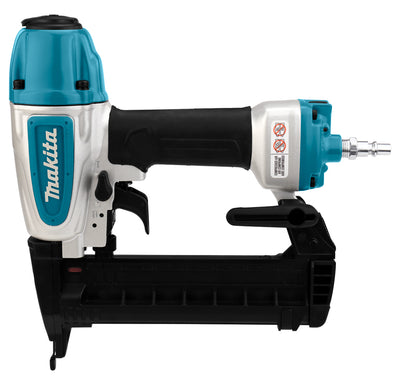 Makita at638a 8 bar nietmachine (narrow crown) in koffer, met olie - at638a
