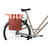 Basil b.v. fietsshopper basil vive mik 15-20l 11 x 29 x 34 cm - roze - afbeelding 2