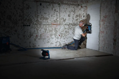 Bosch blauw gli 18v-5000 professional | bouwlamp 18v 5000 lumen | zonder accu's en lader in doos - 06019p5100