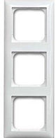Busch jaeger wit 3 voudig afdekraam - 4694130