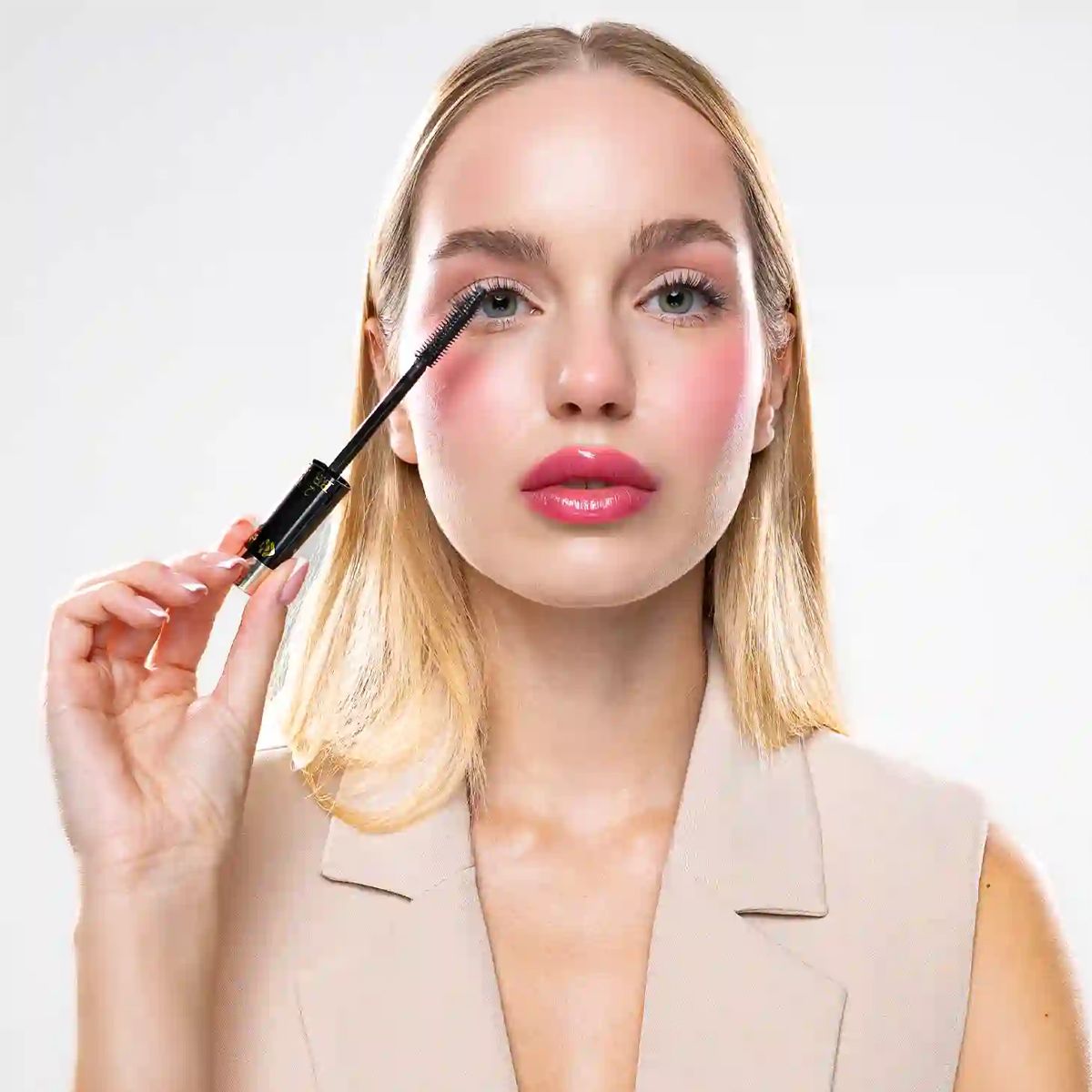 Claresa let's twist again 2-in-1 lenght volume mascara zwart