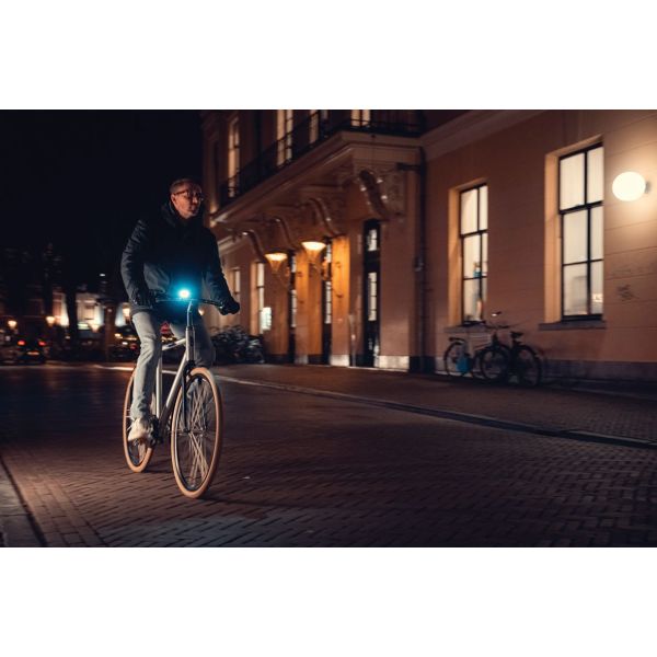 Axa koplamp dwn front 30 lux - usb-c oplaadbaar