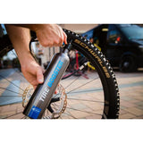 Schwalbe tire booster luchtpomp tubeless incl montage riem 6080.01 - afbeelding 2